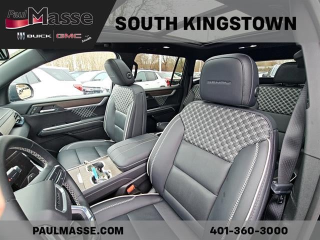 2025 GMC Acadia Denali