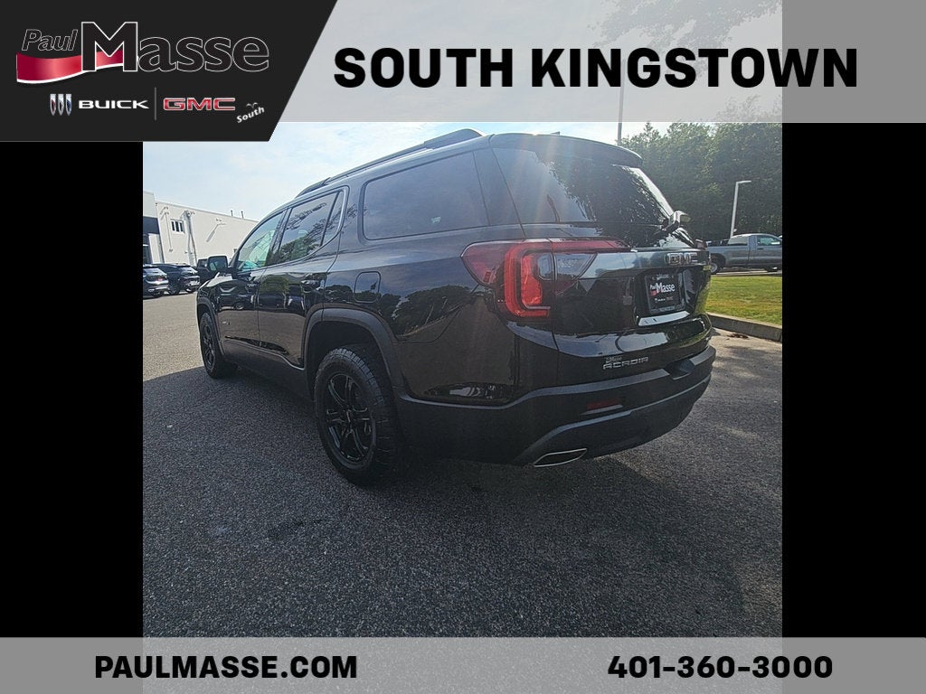 2023 GMC Acadia AT4