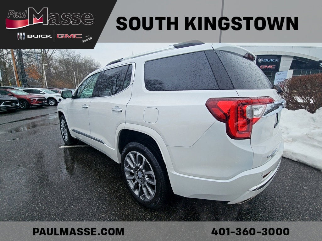 2023 GMC Acadia Denali