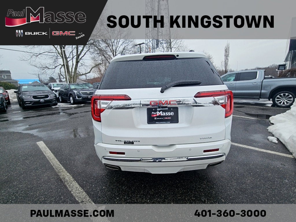 2023 GMC Acadia Denali