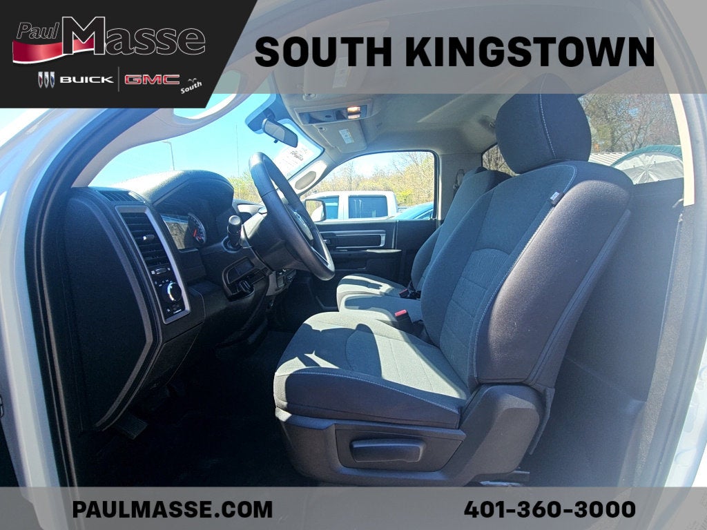 2022 RAM 1500 Classic Tradesman Regular Cab 4x2 8' Box