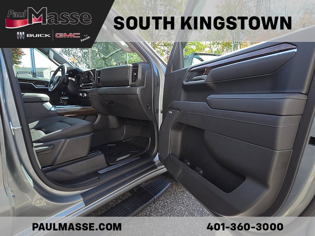 2025 GMC Sierra 1500 Elevation