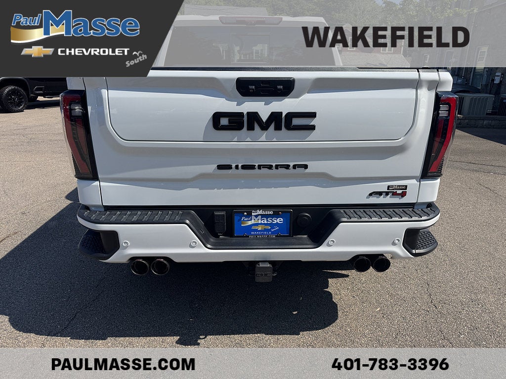 2023 GMC Sierra 1500 AT4