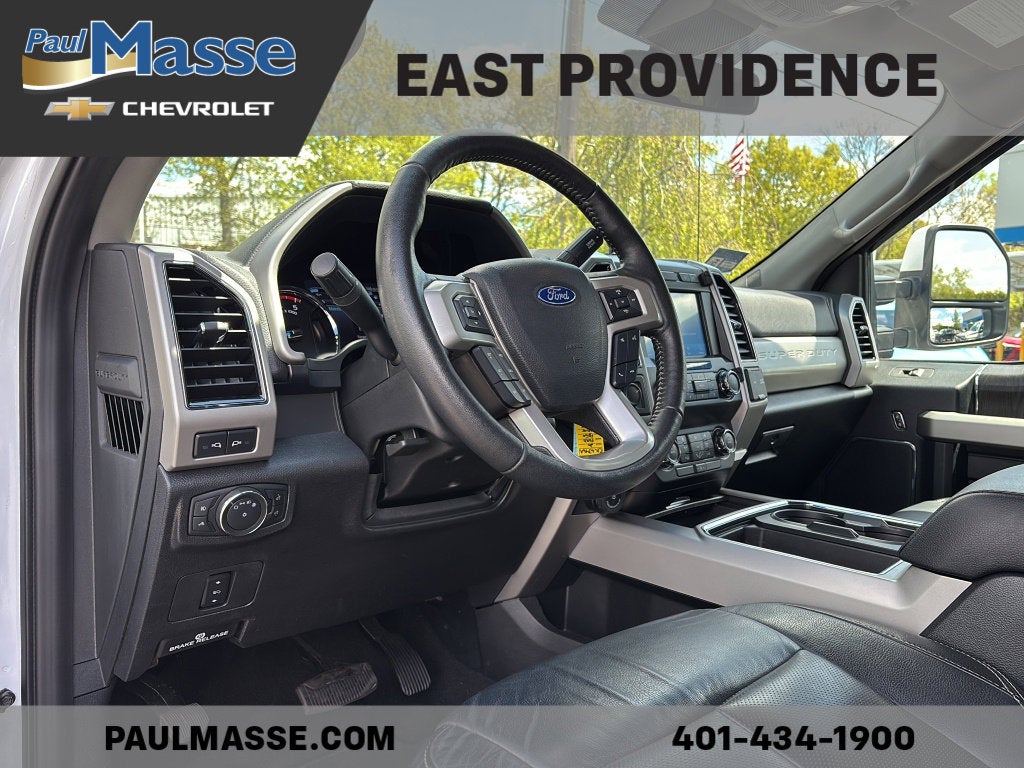 2020 Ford F-350 LARIAT 4WD Crew Cab 6.75' Box