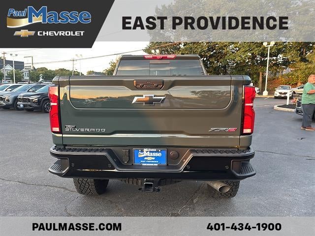 2026 Chevrolet Silverado 2500 HD Crew Cab Standard Box 4-Wheel Drive ZR2