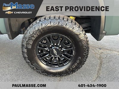 2026 Chevrolet Silverado 2500 HD Crew Cab Standard Box 4-Wheel Drive ZR2