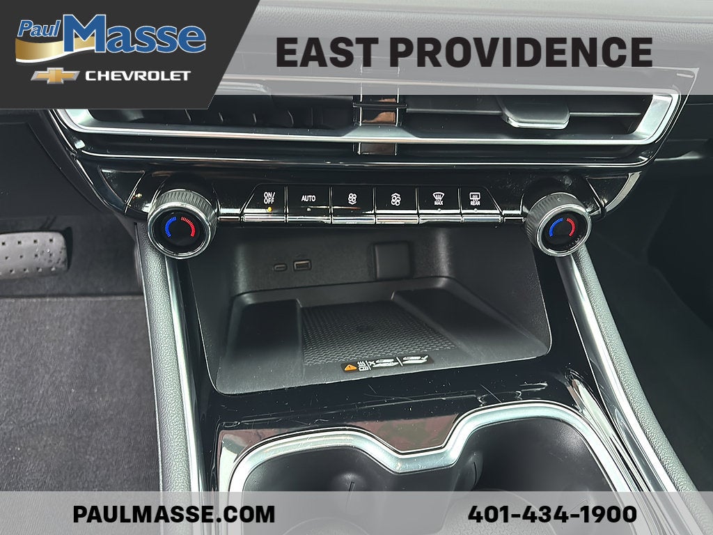 2024 Chevrolet Traverse LT w/2LT