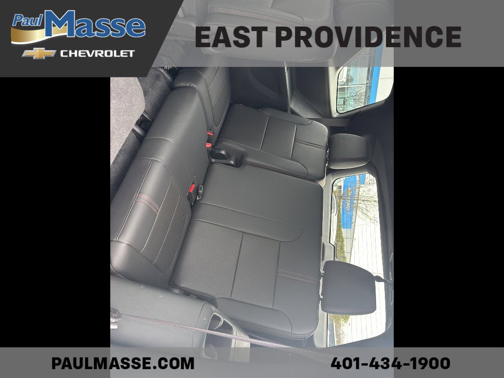 2023 Chevrolet Traverse Base