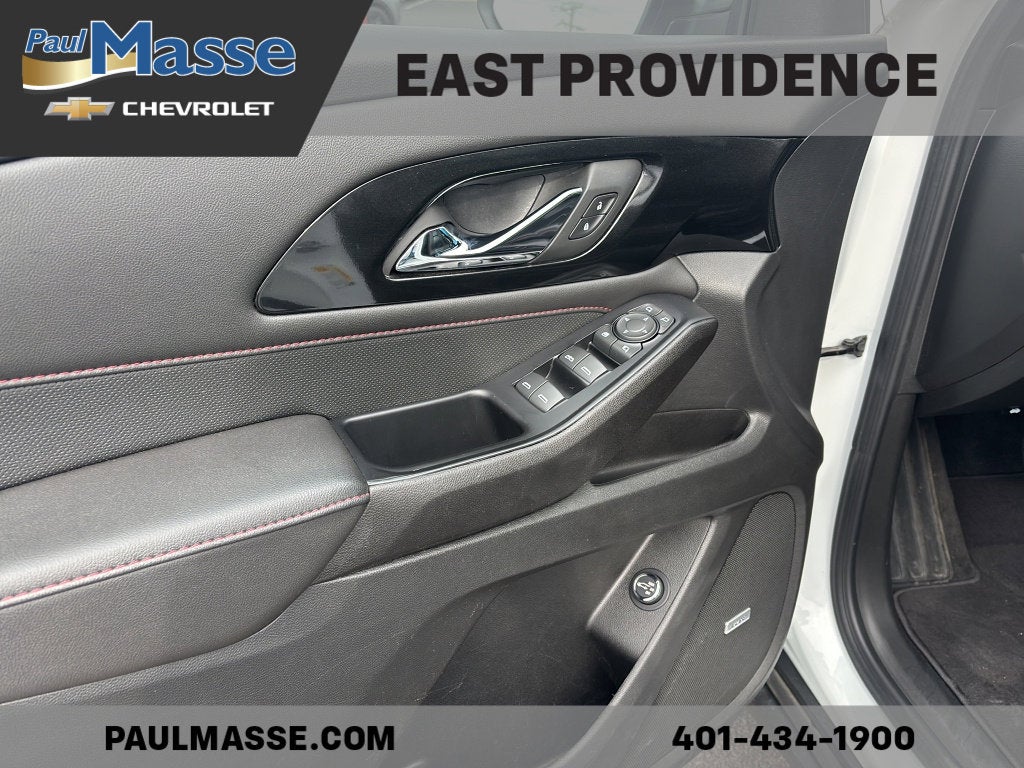 2023 Chevrolet Traverse Base