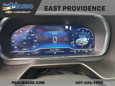 2023 Chevrolet Suburban 4WD LT