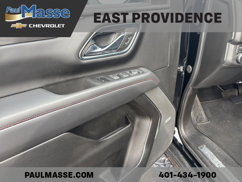 2023 Chevrolet Suburban 4WD RST