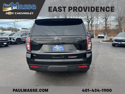 2023 Chevrolet Suburban 4WD RST