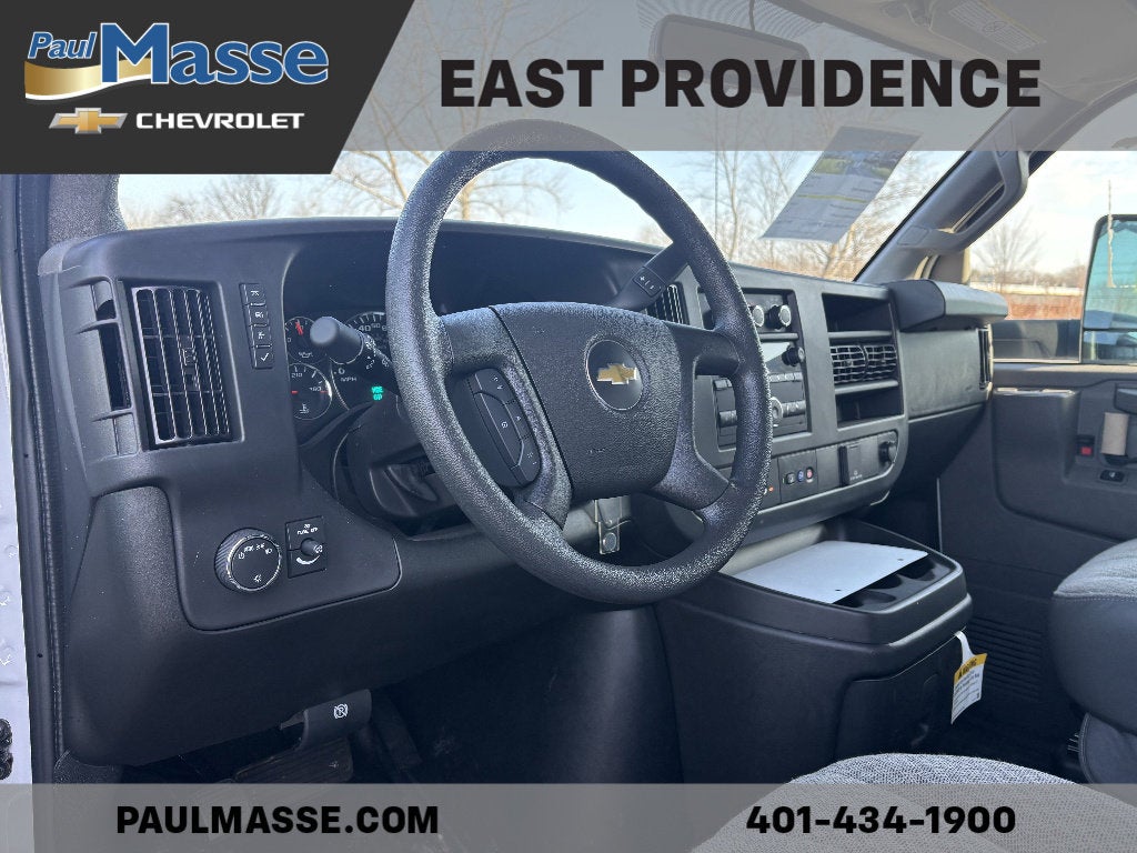 2024 Chevrolet Express Cutaway 3500 Base