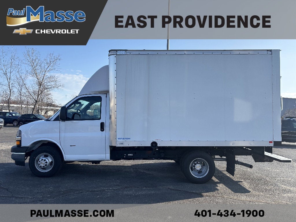 2024 Chevrolet Express Cutaway 3500 Base