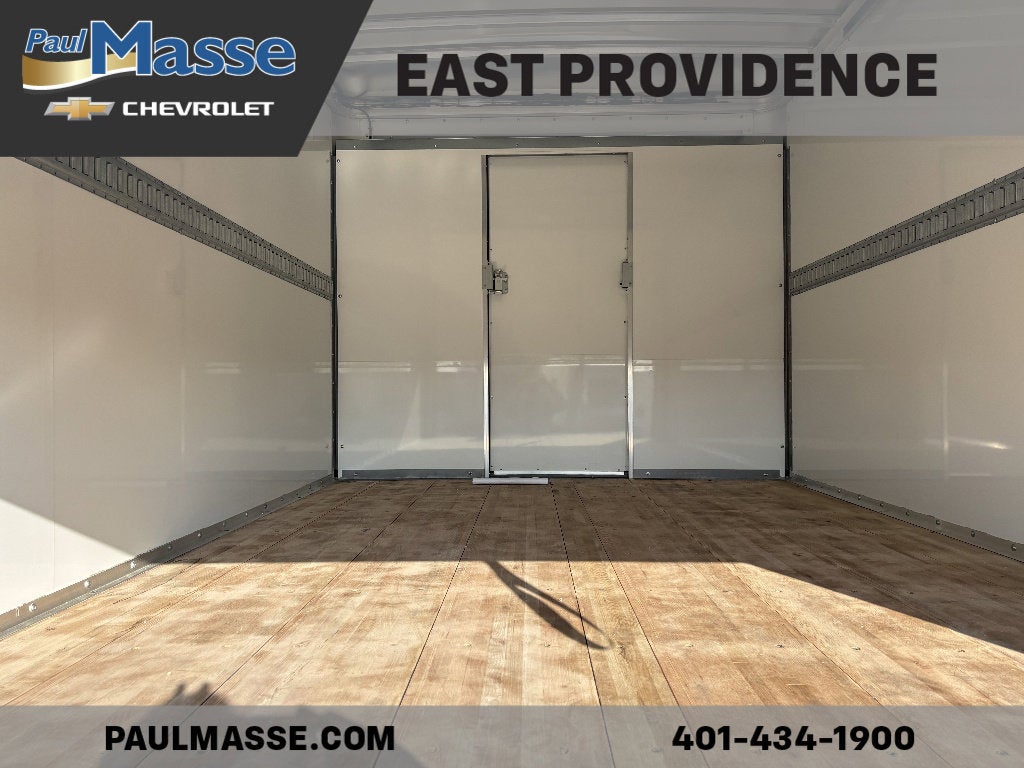 2024 Chevrolet Express Cutaway 3500 Base