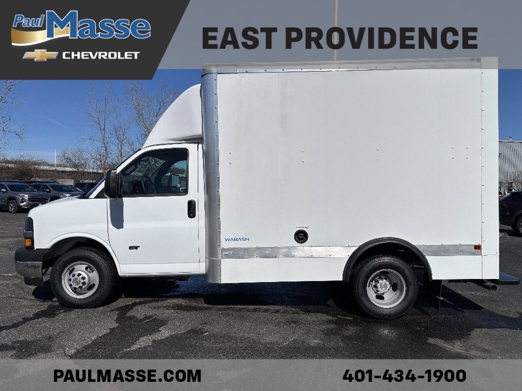 2024 Chevrolet Express Cutaway 3500 Base