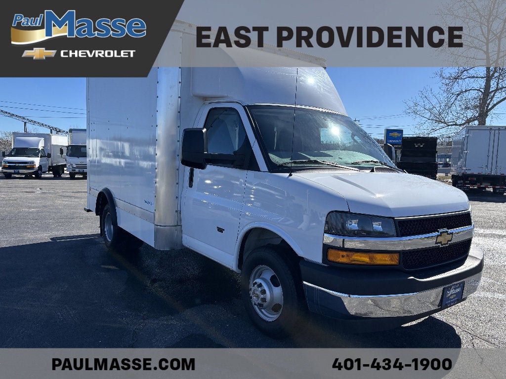 2024 Chevrolet Express Cutaway 3500 Base