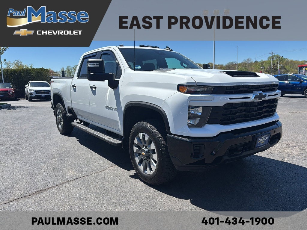2026 Chevrolet Silverado 2500 HD Crew Cab Standard Box 4-Wheel Drive Custom