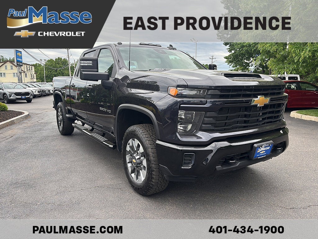 2024 Chevrolet Silverado 2500 HD Crew Cab Standard Box 4-Wheel Drive Custom