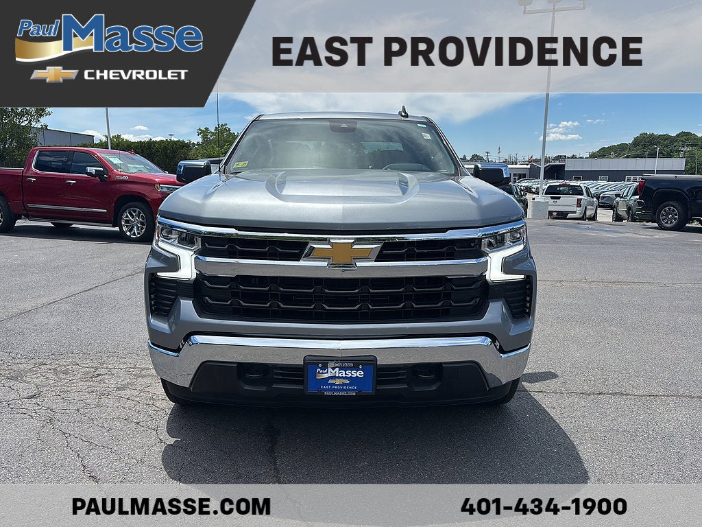 2023 Chevrolet Silverado 1500 LT - Photo 2